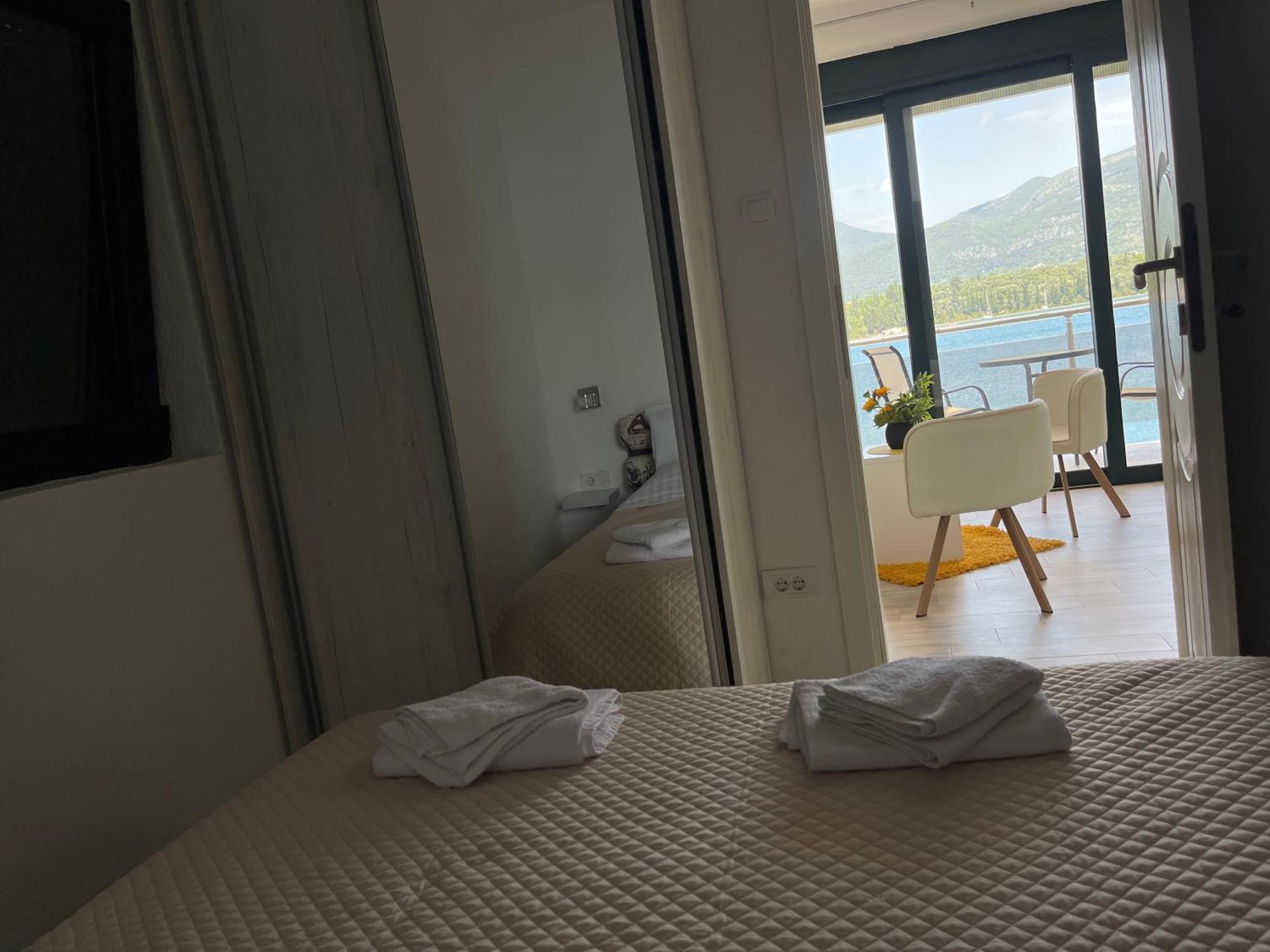 Apartmani Mia Teodo Esterno foto